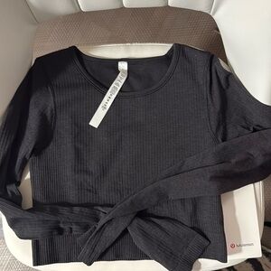 Lululemon ebb to street long sleeve